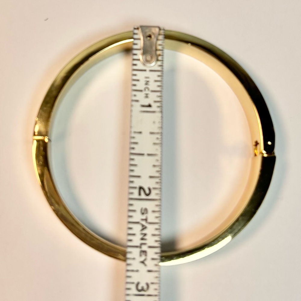 xxSOLDxx              Talbots Gold Tone Hinged Bangle Bracelet, [2.75” diameter] - Picture 8 of 8
